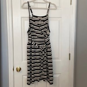 Universal Threads Black and white wrap dress